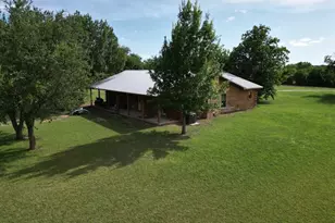 310 S Hall St, Richland Springs, TX 76801 - Photo 4