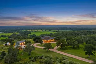 935 Scenic View Dr, Marble Falls, TX 78654 - Photo 36