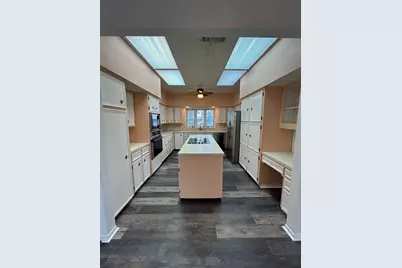 2005 King Road, Marble Falls, TX 78654 - Photo 10