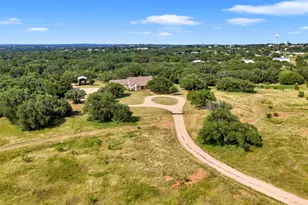 627 Ranch Rd 2323, Llano, TX 78643 - Photo 2