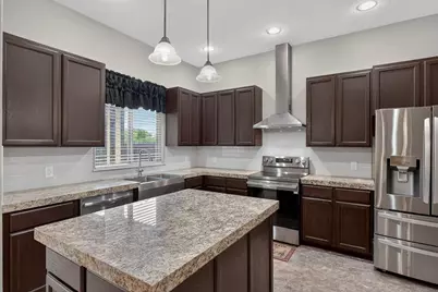 212 Knights Row Street, Cottonwood Shores, TX 78657 - Photo 8