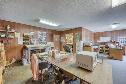 2402 Commerce, Marble Falls, TX 78654 - Photo 14