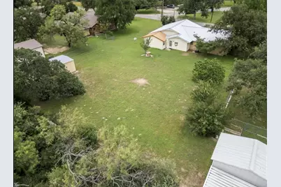 301 Reven Acres Dr, Kingsland, TX 78639 - Photo 10