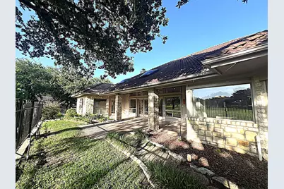 312 N Big Spur Avenue, Horseshoe Bay, TX 78657 - Photo 8
