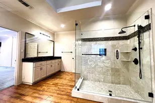 312 N Big Spur Ave, Horseshoe Bay, TX 78657 - Photo 22