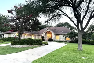 312 N Big Spur Ave, Horseshoe Bay, TX 78657 - Photo 1