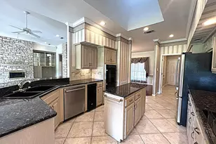 312 N Big Spur Ave, Horseshoe Bay, TX 78657 - Photo 16