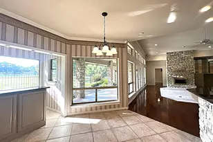 312 N Big Spur Ave, Horseshoe Bay, TX 78657 - Photo 14