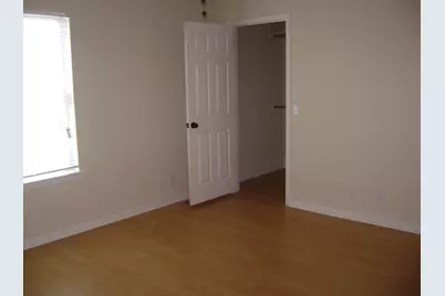 2507 Oak Ln, Georgetown, TX 78628 - Photo 6