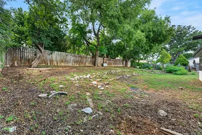 1010 Louise St, Marble Falls, TX 78654 - Photo 28
