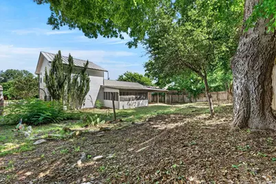 1010 Louise St, Marble Falls, TX 78654 - Photo 26