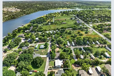 1010 Louise St, Marble Falls, TX 78654 - Photo 32