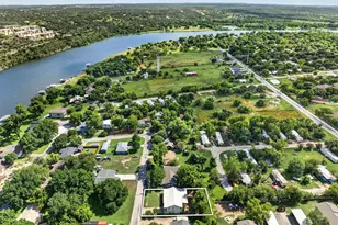 1010 Louise St, Marble Falls, TX 78654 - Photo 32