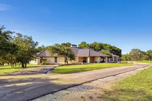 170 Goose Landing Way, Harper, TX 78631 - Photo 4