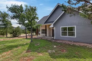 207 Deer Ridge Dr, Burnet, TX 78611 - Photo 4