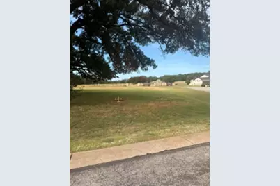 127 Edwards Circles, Horseshoe Bay, TX 78657 - Photo 2
