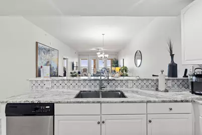 101 W Bank, Horseshoe Bay, TX 78657 - Photo 8