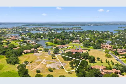 225 La Serena Loop, Horseshoe Bay, TX 78657 - Photo 2