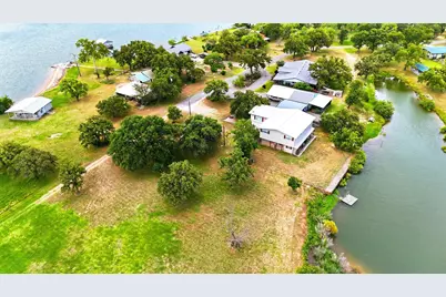 321 Bluebriar Lane, Buchanan Dam, TX 78609 - Photo 14