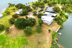 321 Bluebriar Ln, Buchanan Dam, TX 78609 - Photo 14