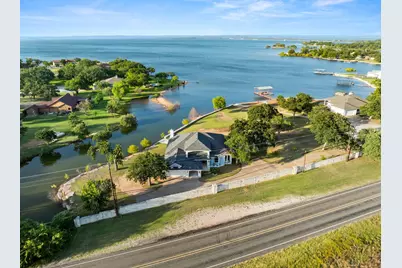 100 Palm Cove, Buchanan Dam, TX 78609 - Photo 2