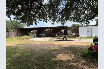 206 Thurman Loop, Llano, TX 78643 - Photo 10