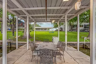 435 Ellen Williams Loop St, Kingsland, TX 78639 - Photo 4