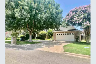 328 Granite Row, Meadowlakes, TX 78654 - Photo 2