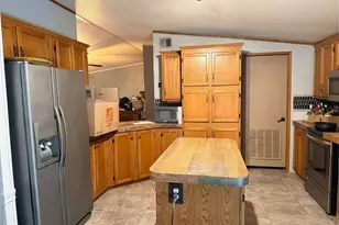 100 Creedmore, Liberty Hill, TX 78642 - Photo 6