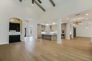 101 Dovetail Ln, Georgetown, TX 78628 - Photo 8