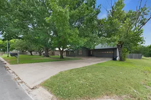 1501 Wofford Dr, Burnet, TX 78611 - Photo 2