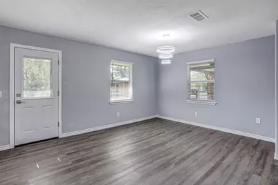 1708 Woodcrest Drive, Granite Shoals, TX 78654 - Photo 8