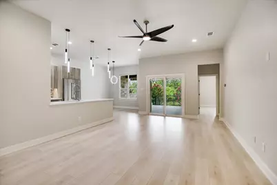 416 Hi Circle W #B, Horseshoe Bay, TX 78657 - Photo 6