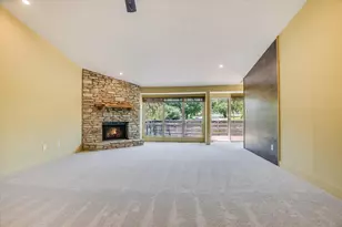 104 S Big Spur, Horseshoe Bay, TX 78657 - Photo 10