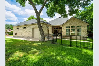 332 San Saba Street, Meadowlakes, TX 78654 - Photo 8