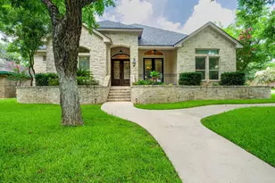332 San Saba St, Meadowlakes, TX 78654 - Photo 1