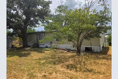 201 Aster Street, Kingsland, TX 78639 - Photo 2