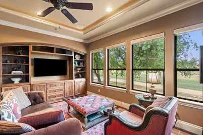481 Chimney Cove Drive, Marble Falls, TX 78654 - Photo 18