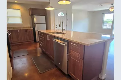 505 Avenue K, Marble Falls, TX 78654 - Photo 6