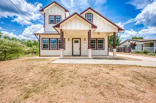 412 Granite Shoals Dr, Sunrise Beach, TX 78643 - Photo 2