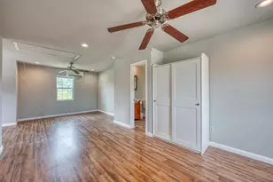 412 Granite Shoals Dr, Sunrise Beach, TX 78643 - Photo 14