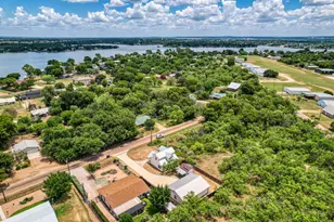 412 Granite Shoals Dr, Sunrise Beach, TX 78643 - Photo 36