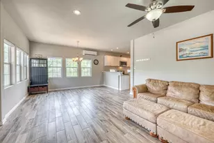 412 Granite Shoals Dr, Sunrise Beach, TX 78643 - Photo 6
