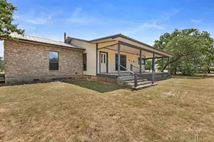 12347 Co Rd 200, Bertram, TX 78605 - Photo 14