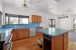 12347 Co Rd 200, Bertram, TX 78605 - Photo 22