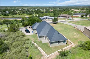 908 Sandy Mountain Dr, Sunrise Beach, TX 78643 - Photo 4