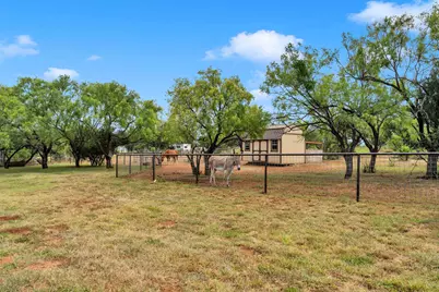 115 Fieldstone Drive, Llano, TX 78643 - Photo 30