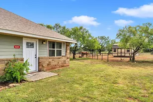 115 Field Stone Dr, Llano, TX 78643 - Photo 4