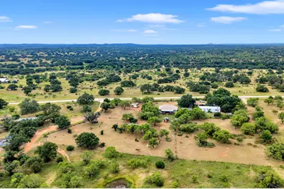 115 Fieldstone Drive, Llano, TX 78643 - Photo 40