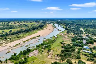 115 Field Stone Dr, Llano, TX 78643 - Photo 2